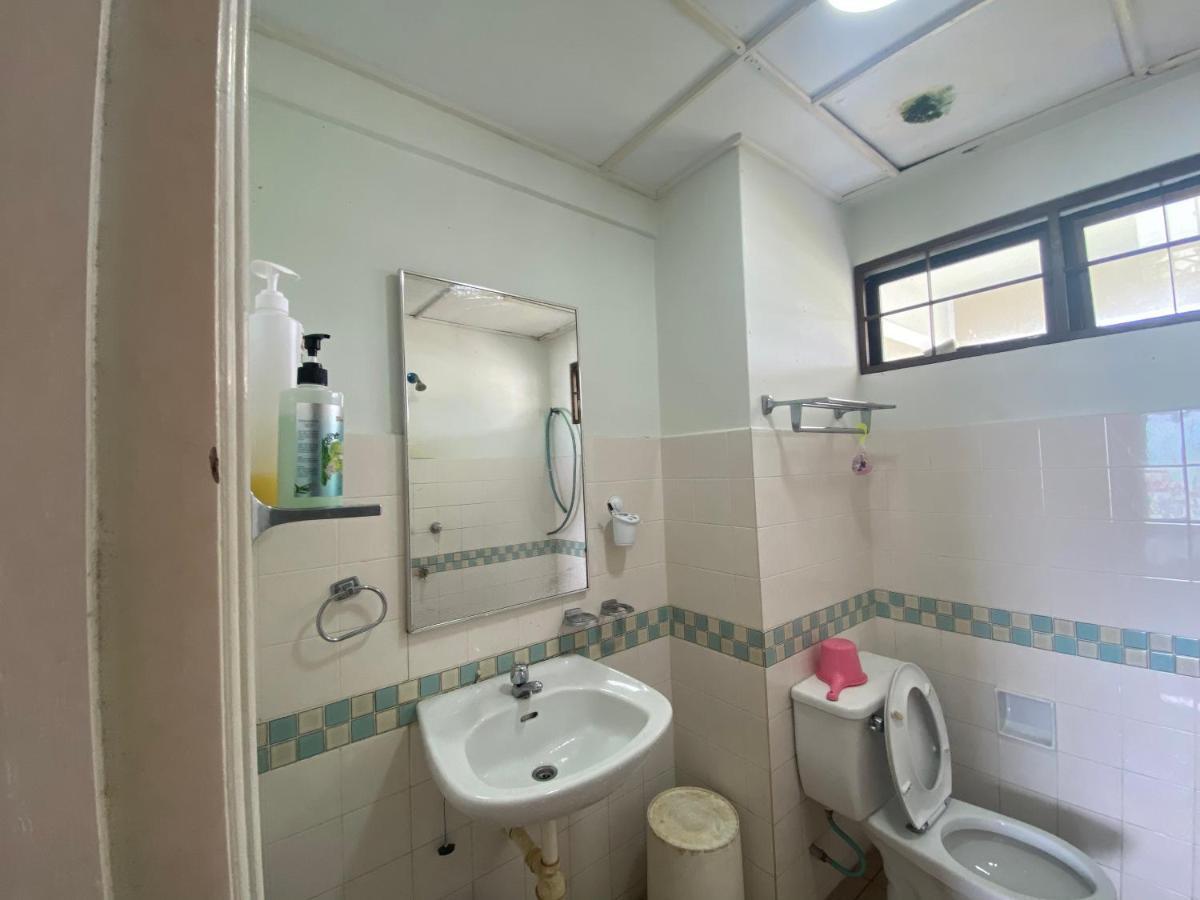 D' Sea View Apartment Port Dickson Exterior photo